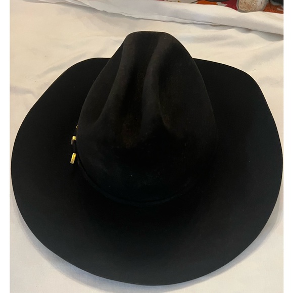 Elegant Black Western Hat with Gold Details